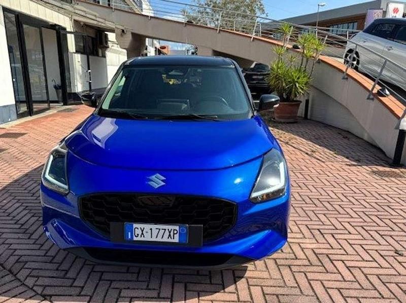 Blu Usata 2025 Suzuki Swift Due volumi | 18.990 € (Cara) - Immagine 1/4