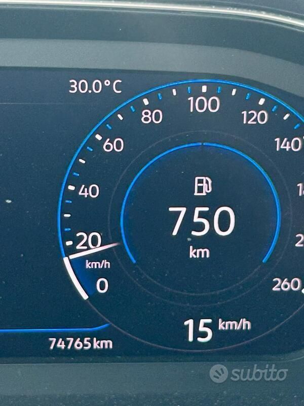 Grigio Usata 2020 VW T-Roc SUV | 22.000 € (Buon prezzo) - Immagine 1/4