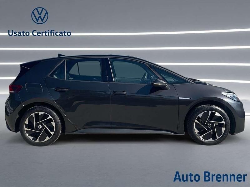 Usata VW ID.3 Pro Performance 69 kW (95 CV) 2023 Grigio manganese Utilitaria