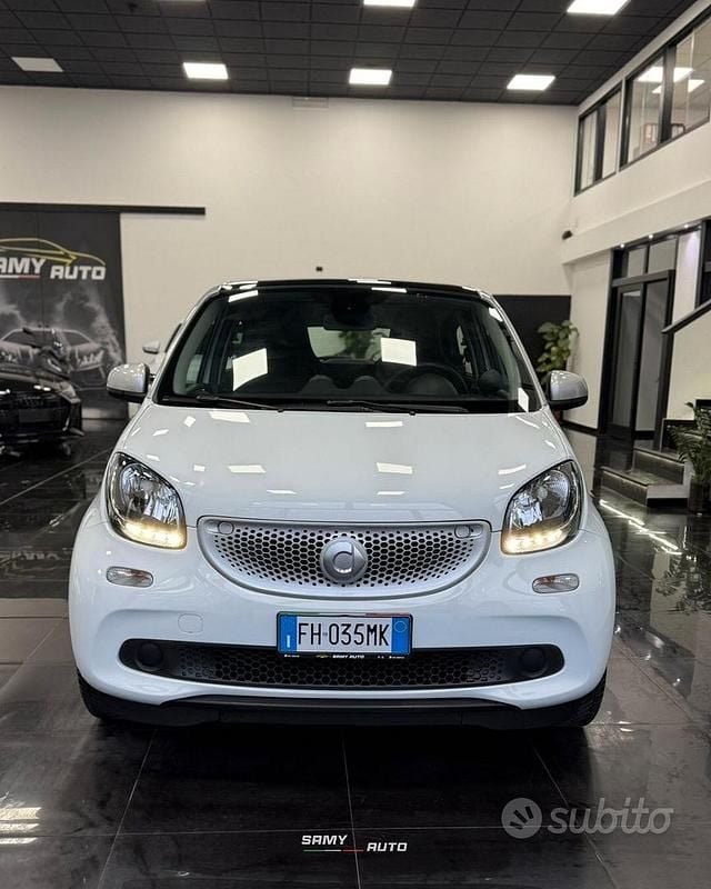 Usata Smart ForFour Passion 71 CV (52 kW) 2017 Bianco Utilitaria