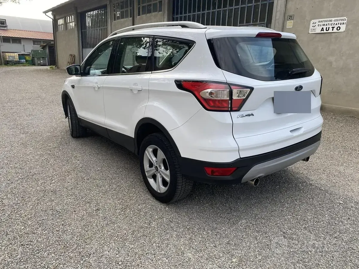 Usata Ford Kuga S 120 CV (88 kW) 2018 Bianco SUV