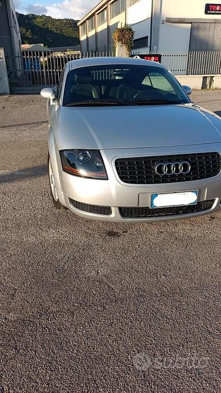 Usata Audi TT 180 CV (132 kW) 2002 Grigio Coupé