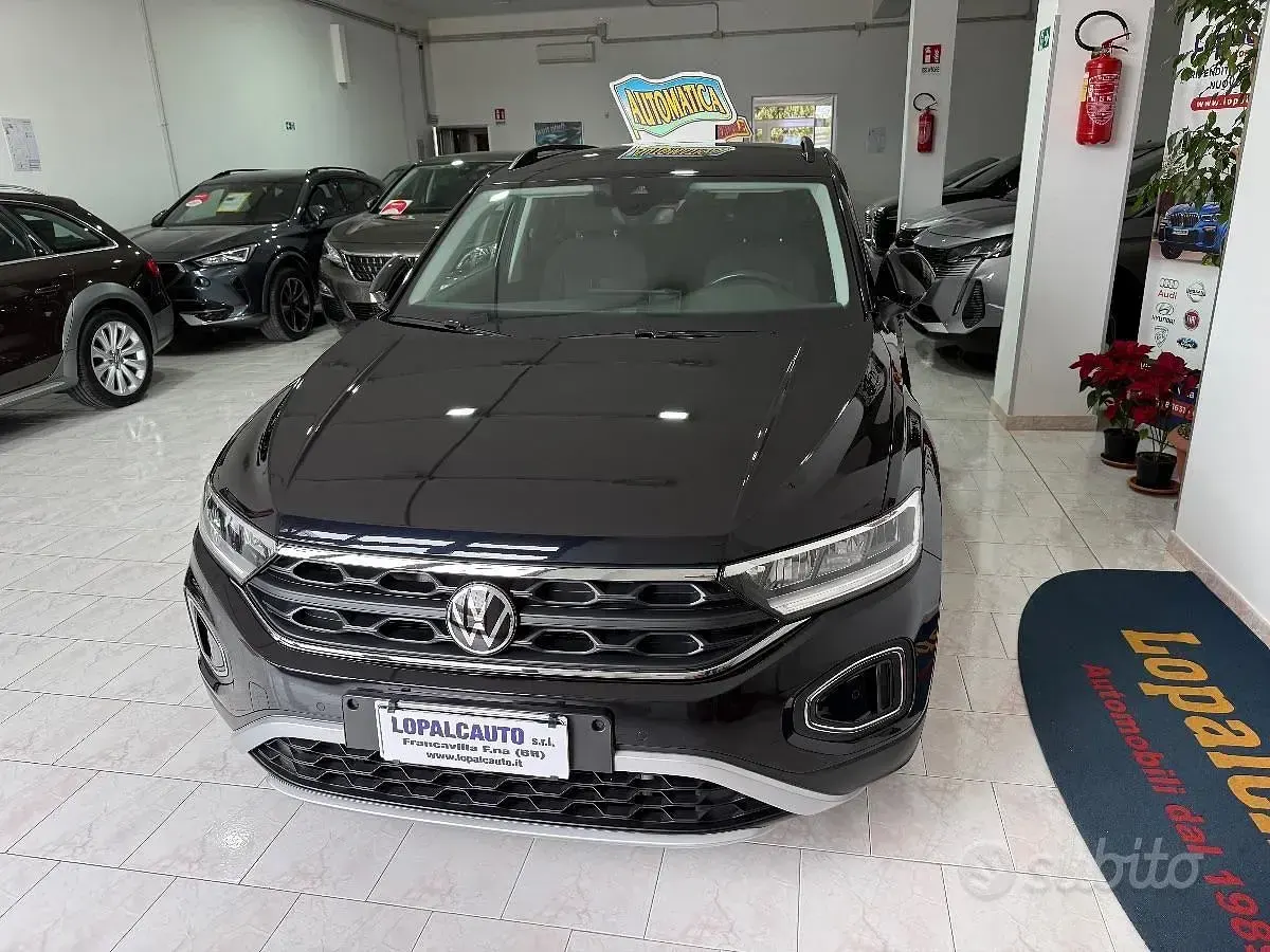 Usata VW T-Roc Life 150 CV (110 kW) 2022 Nero SUV