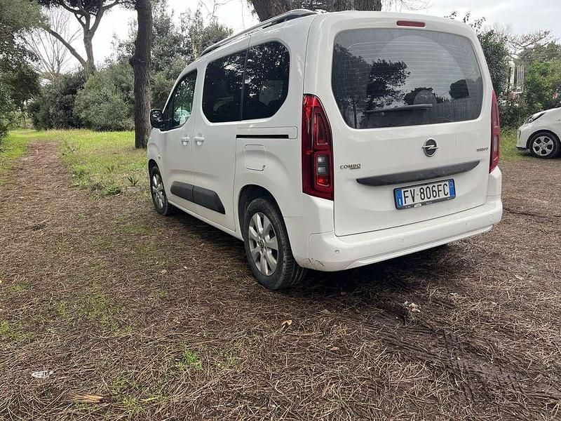 Usata Opel Combo Life 131 CV (96 kW) 2019 Bianco Monovolume