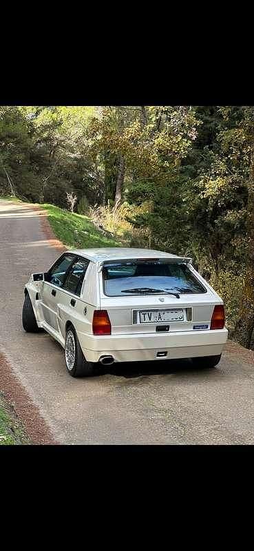 Usata Lancia Delta 211 CV (155 kW) 1995 Utilitaria