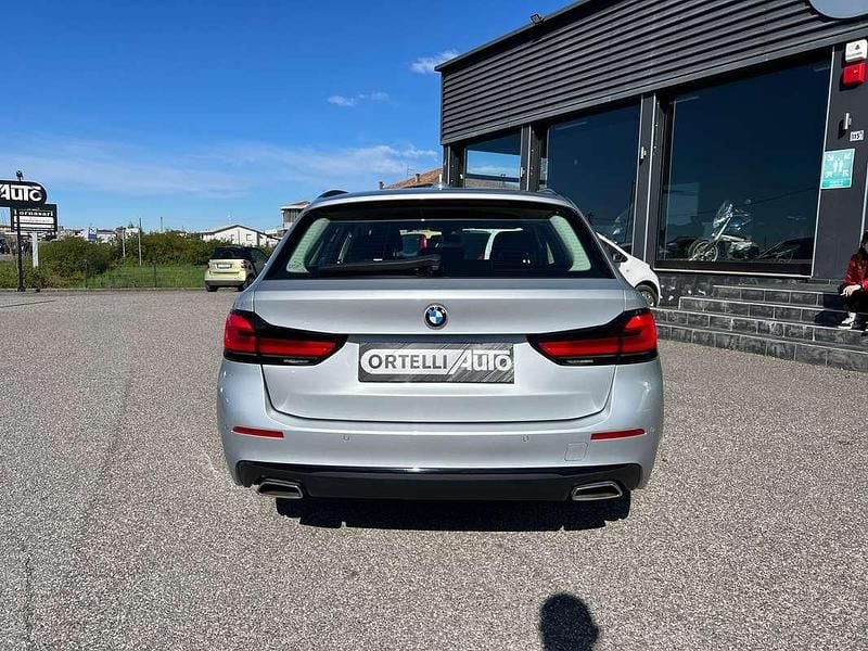 Usata BMW 520 190 CV (139 kW) 2021 Argento Station wagon