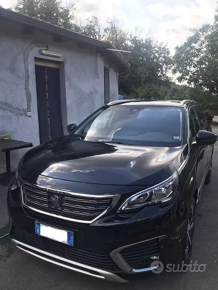 Usata Peugeot 5008 Active 120 CV (88 kW) 2018 Nero SUV