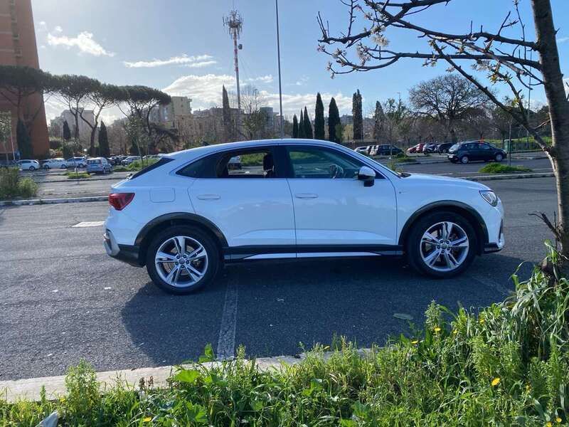 Bianco Usata 2019 Audi Q3 Sportback S-Line SUV | 34.000 € (Ottimo prezzo) - Immagine 1/4
