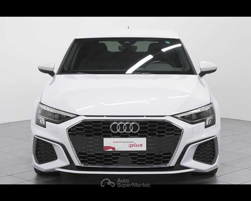 Usata Audi A3 S-Line 150 CV (110 kW) 2024 Bianco Berlina