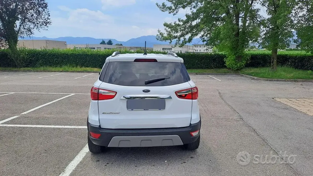 Usata Ford Ecosport Titanium 99 CV (72 kW) 2019 Bianco SUV
