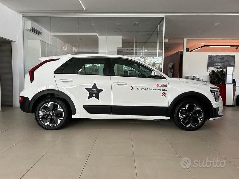 Usata Kia e-Niro 2023 Blu SUV