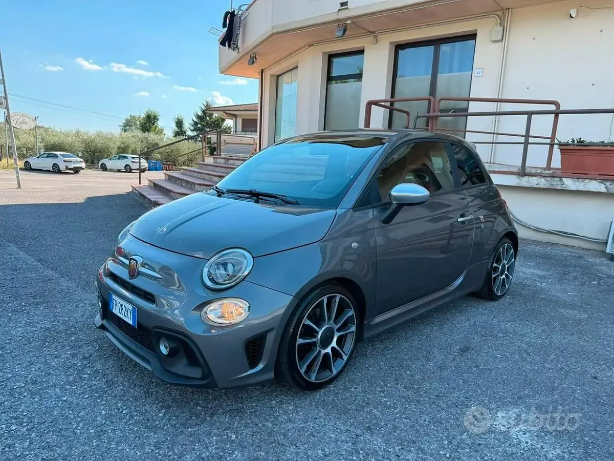Usata Abarth 595 Turismo 165 CV (121 kW) 2018 Grigio Berlina