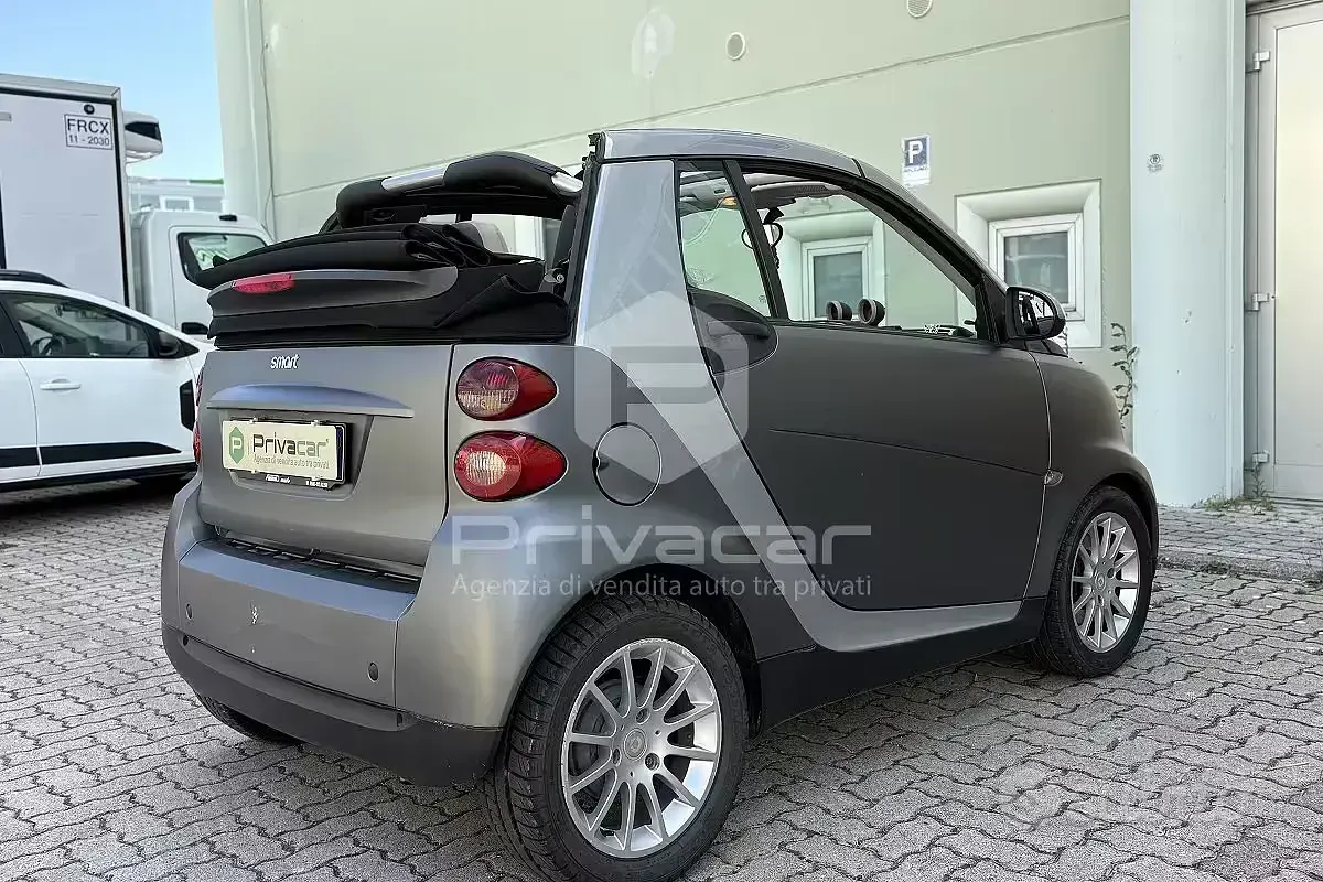 Usata Smart ForTwo Cabrio Passion 71 CV (52 kW) 2007 Grigio Cabrio