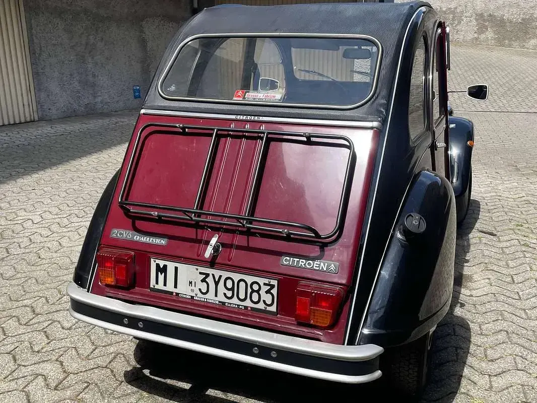 Usata Citroën 2CV Charleston 29 CV (21 kW) 1982 Rosso Berlina