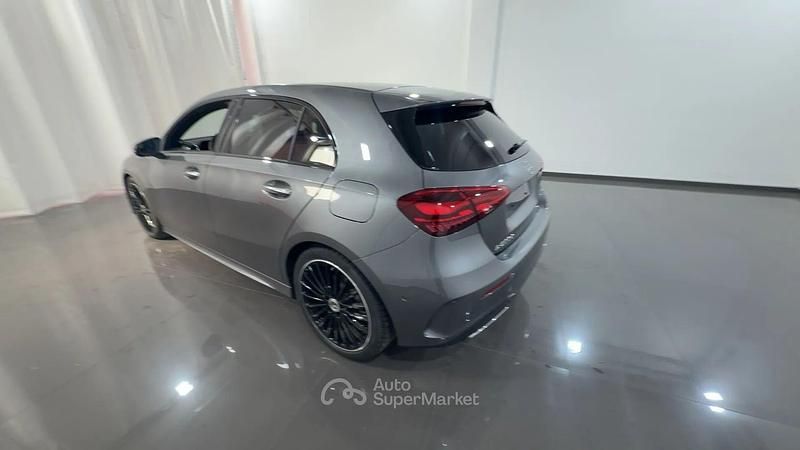 Nuova Mercedes A200 AMG line 150 CV (110 kW) 2026 Gray Berlina