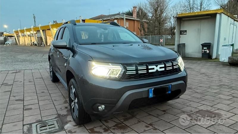 Usata Dacia Duster 90 CV (66 kW) 2023 Grigio SUV