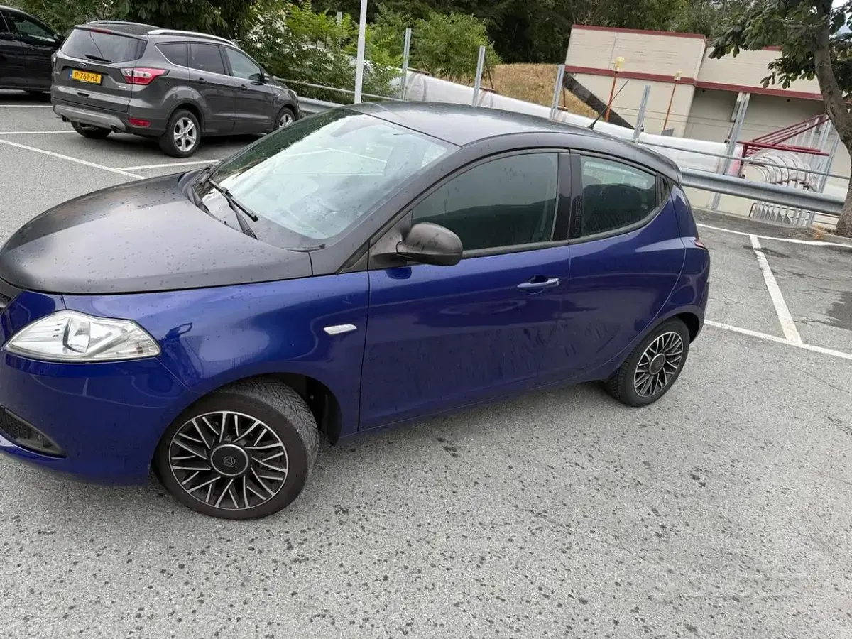 Usata Lancia Ypsilon 69 CV (50 kW) 2014 Utilitaria