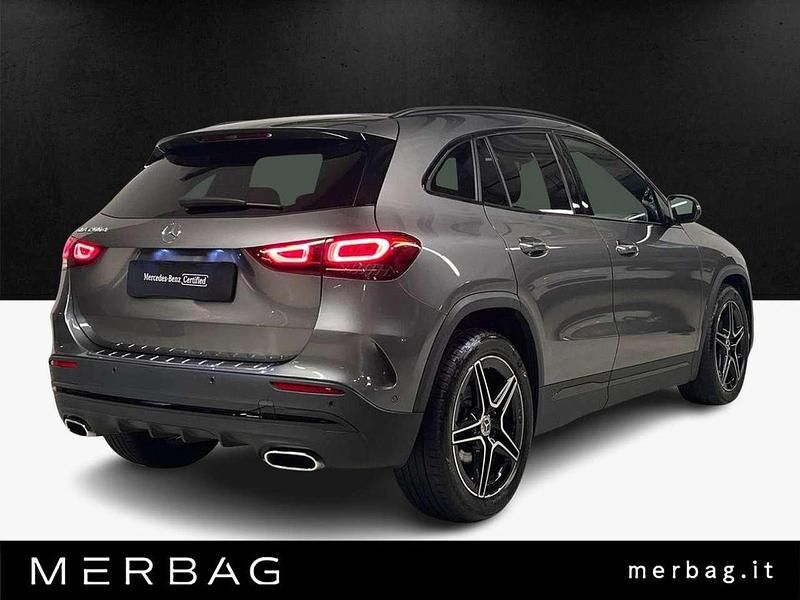 Usata Mercedes GLA200 Premium 150 CV (110 kW) 2022 Grigio SUV