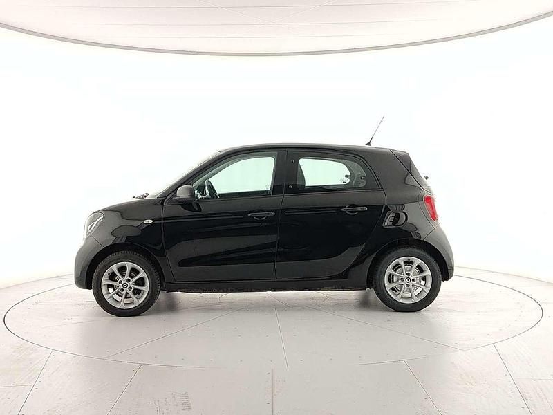 Usata Smart ForFour 71 CV (52 kW) 2018 Nero Utilitaria