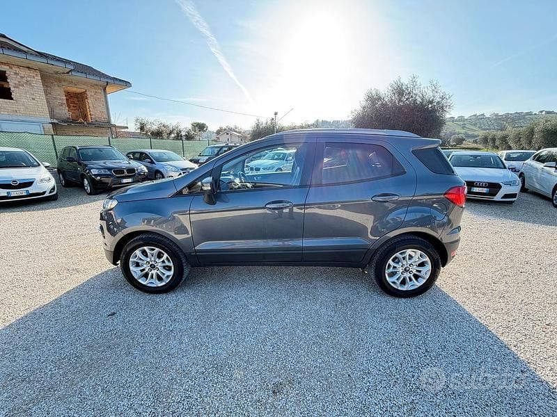 Usata Ford Ecosport Titanium 95 CV (69 kW) 2017 Grigio SUV