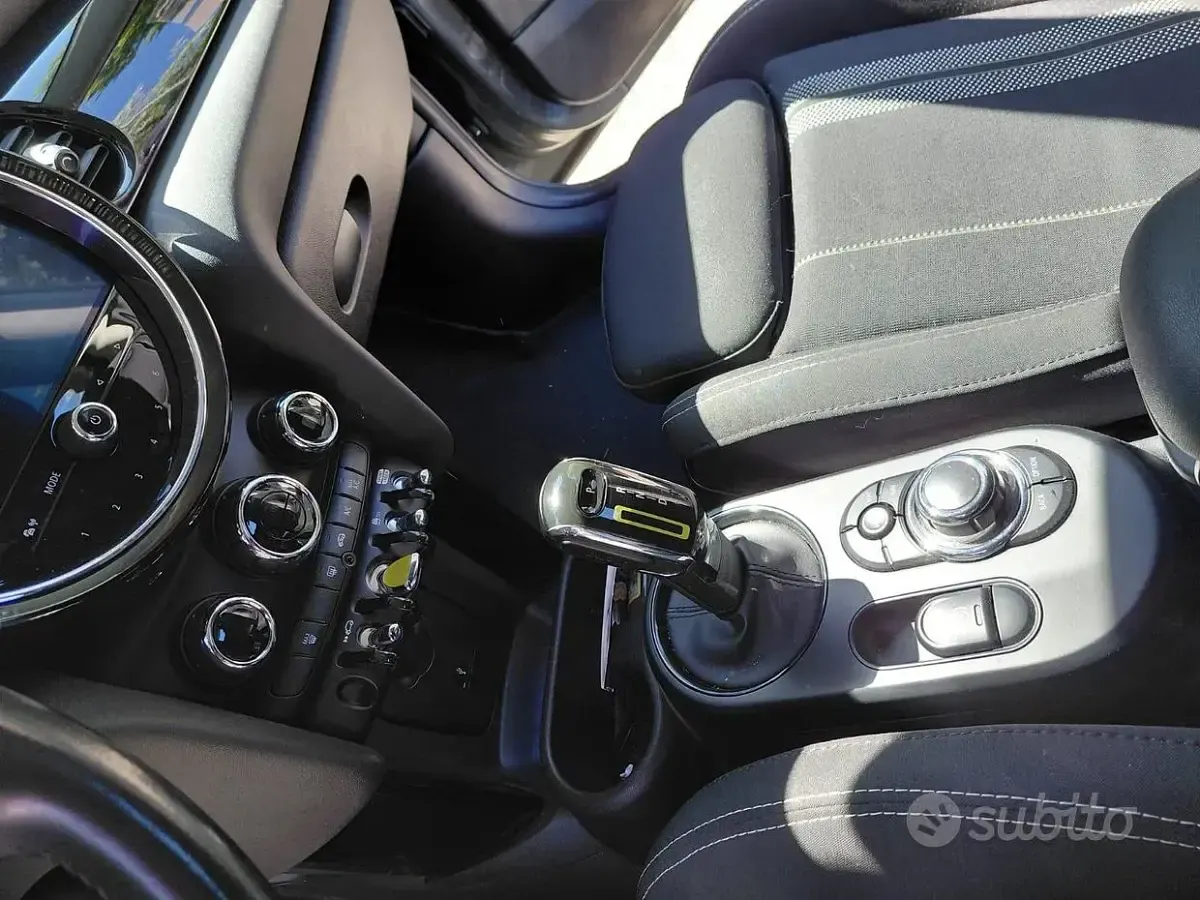 Usata Mini Cooper SE 2022 Grigio Utilitaria