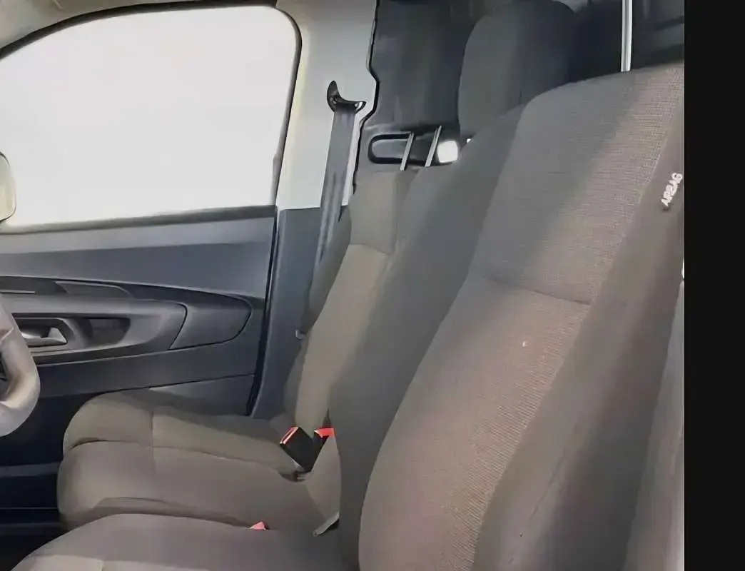 Usata Opel Combo 102 CV (75 kW) 2019 Bianco Monovolume