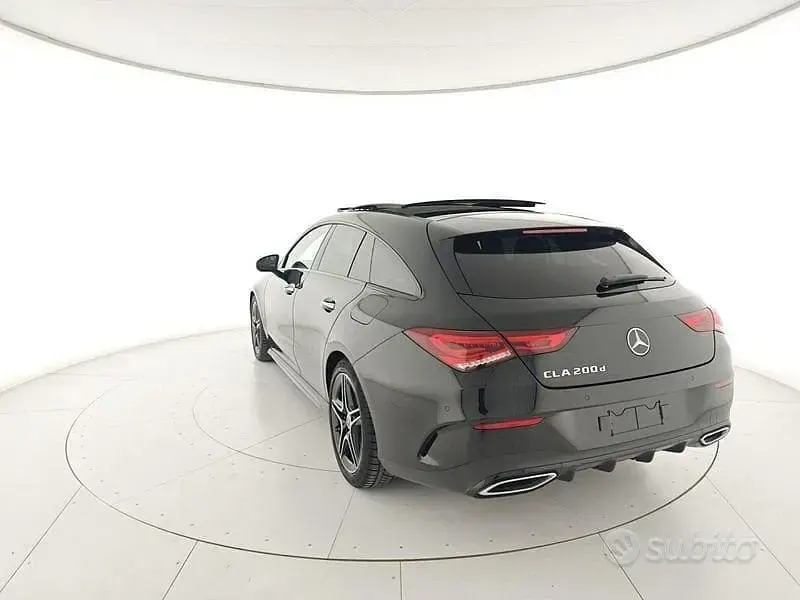 Usata Mercedes CLA200 2021 Nero Station wagon
