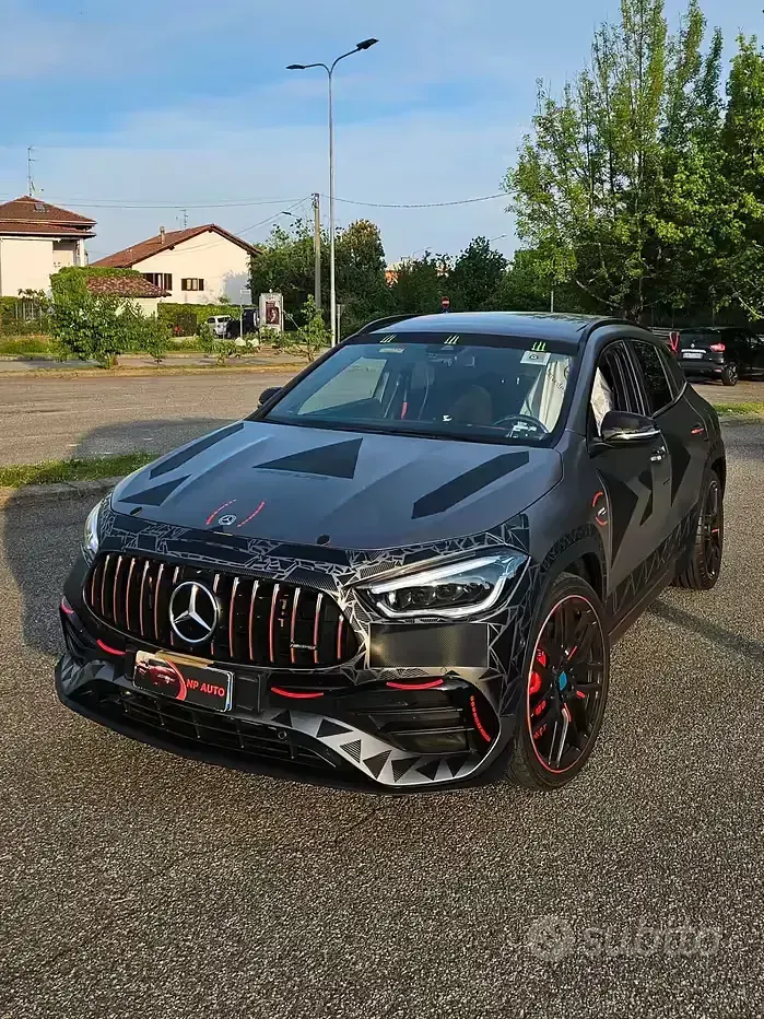 Usata Mercedes GLA45 AMG AMG 421 CV (309 kW) 2021 Grigio SUV