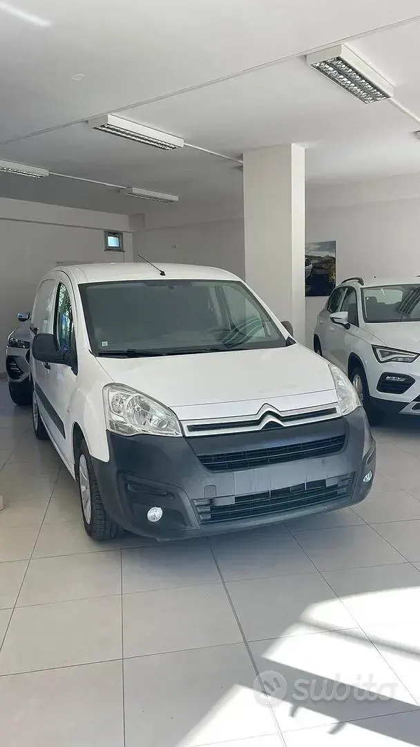 Usata Citroën Berlingo 90 CV (66 kW) 2018 Bianco Monovolume