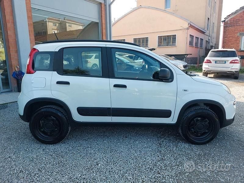Usata Fiat Panda Cross Cross 85 CV (62 kW) 2021 Bianco Utilitaria