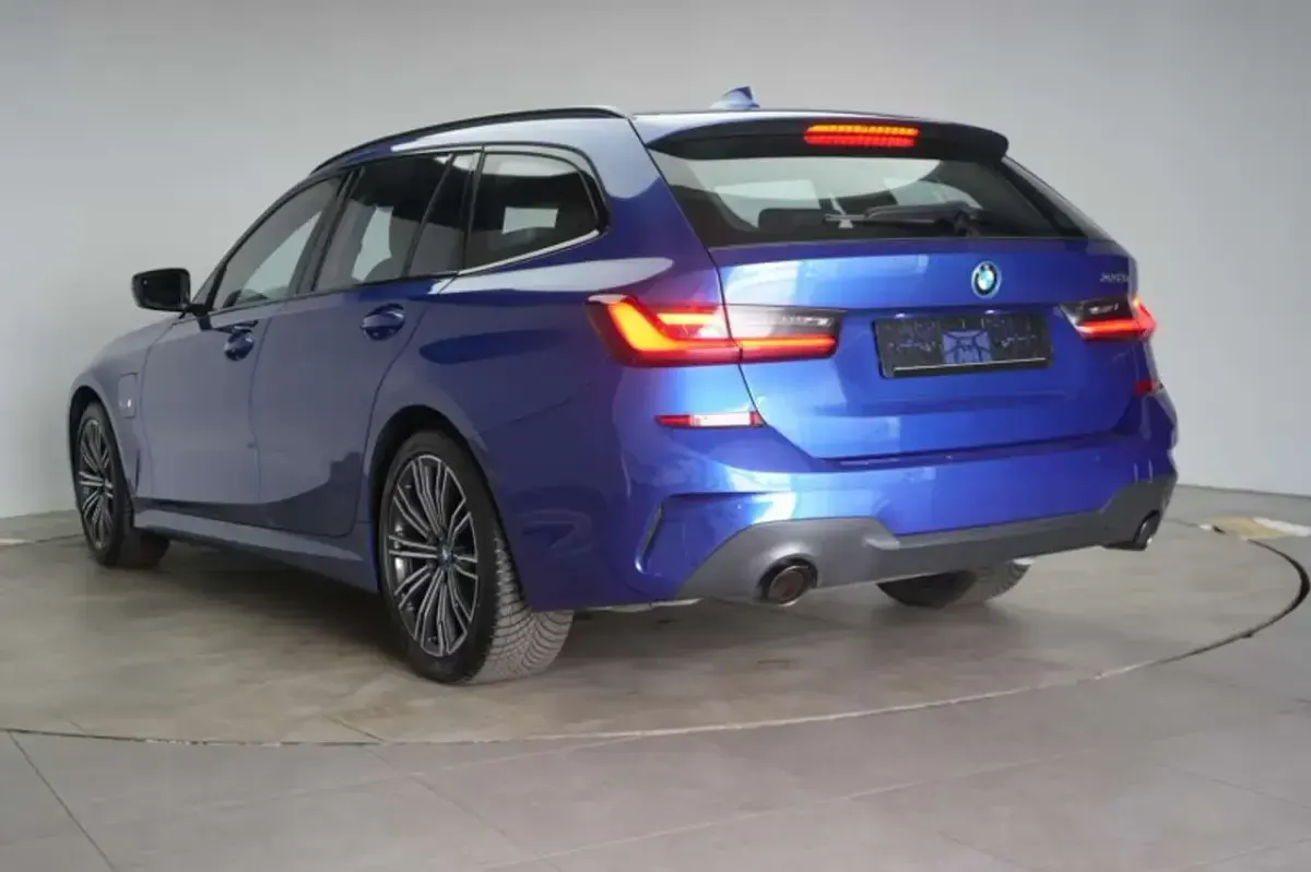 Usata BMW 330 M Sport 252 CV (185 kW) 2022 Blu/azzurro Station wagon