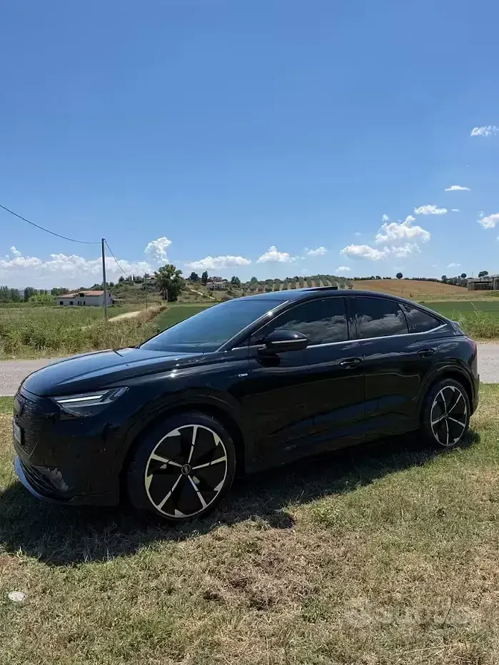 Usata Audi Q4 Sportback e-tron S-Line 77 kW (105 CV) 2022 Nero SUV