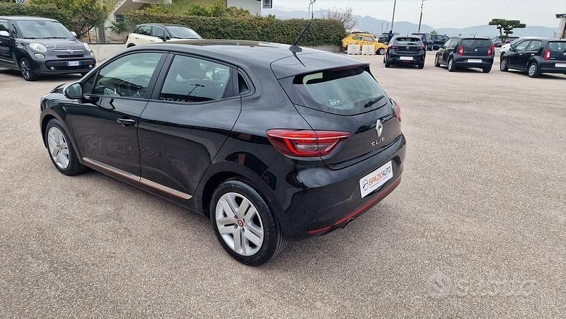 Usata Renault Clio V Zen 86 CV (63 kW) 2020 Nero Berlina