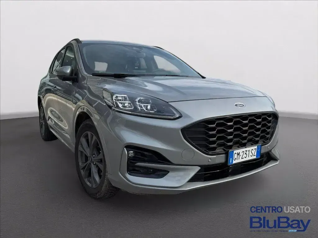 Usata Ford Kuga ST-Line 190 CV (139 kW) 2023 Argento SUV