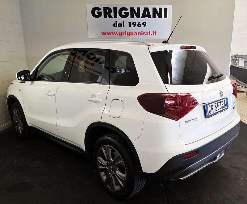 Usata Suzuki Vitara Cool 129 CV (94 kW) 2024 Bianco SUV