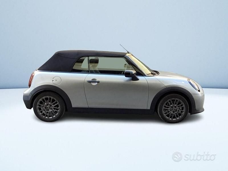 Usata Mini Cooper Cabriolet Classic 163 CV (119 kW) 2025 Argento Cabrio
