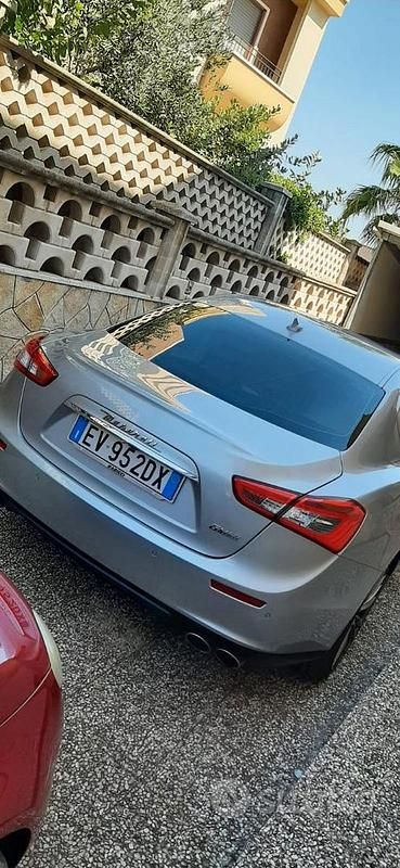 Usata Maserati Ghibli 250 CV (183 kW) 2014 Grigio Berlina