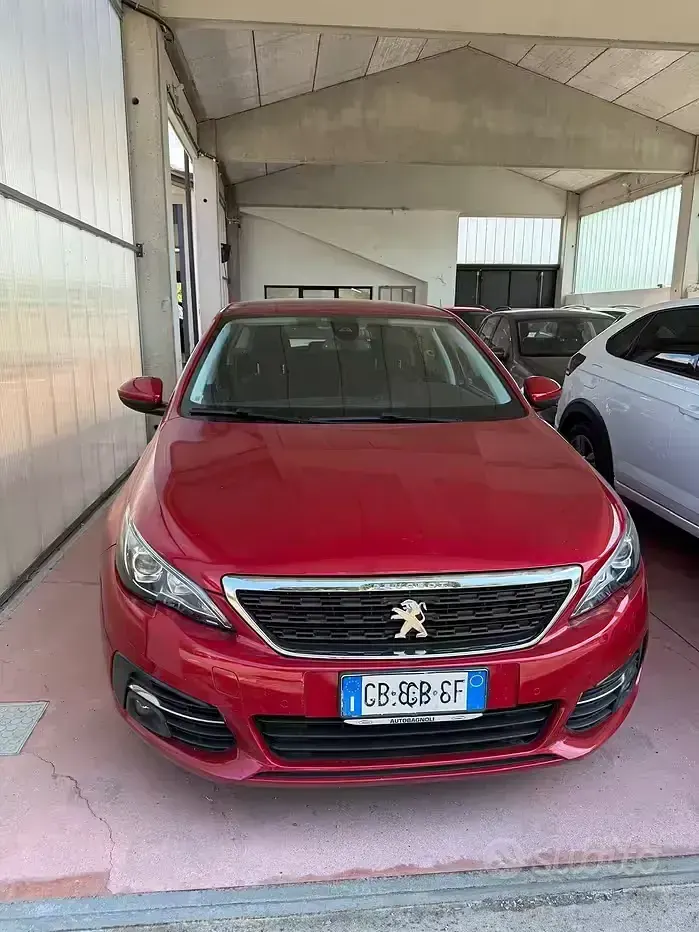 Usata Peugeot 308 Allure 131 CV (96 kW) 2020 Rosso Station wagon