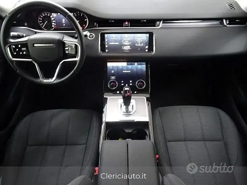 Usata Land Rover Range Rover evoque 163 CV (119 kW) 2021 Santorini black SUV