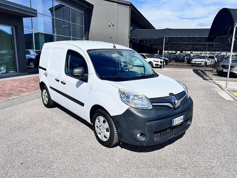 Usata Renault Kangoo 95 CV (69 kW) 2020 Bianco Monovolume