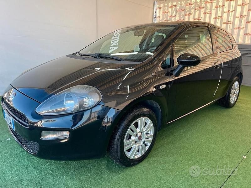 Nero Usata 2013 Fiat Punto Evo Utilitaria | 3499 € (Ottimo prezzo) - Immagine 1/4