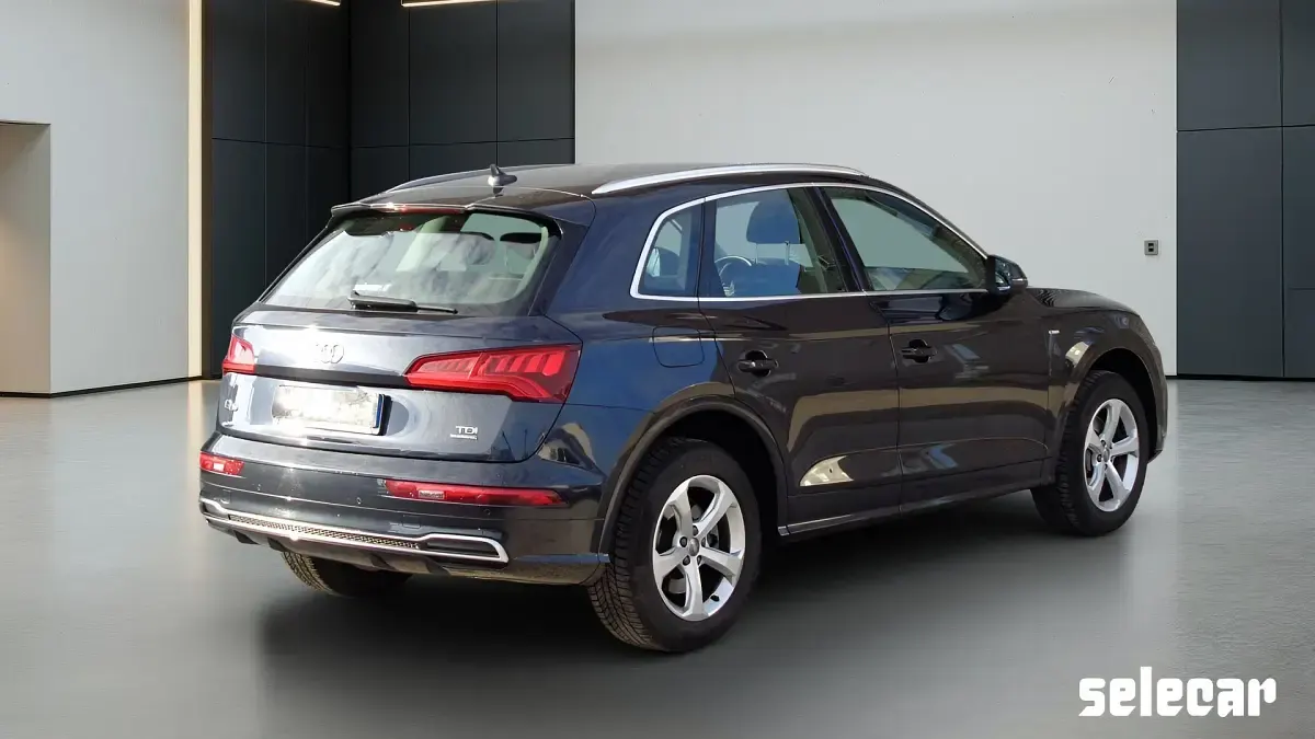 Usata Audi Q5 Business 190 CV (139 kW) 2018 Gr2d blu navarra metallizzato SUV