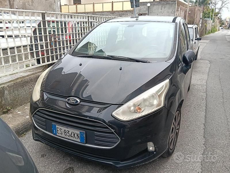 Usata Ford B-MAX 75 CV (55 kW) 2014 Nero Monovolume