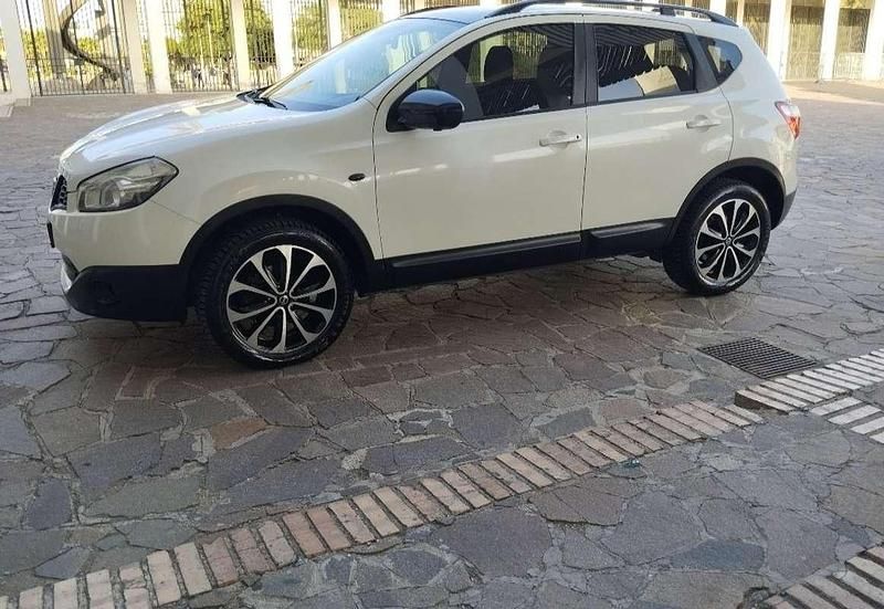 Usata Nissan Qashqai 360º 131 CV (96 kW) 2013 Bianco SUV