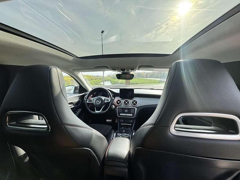 Usata Mercedes CLA220 AMG line 177 CV (130 kW) 2017 Grigio Berlina