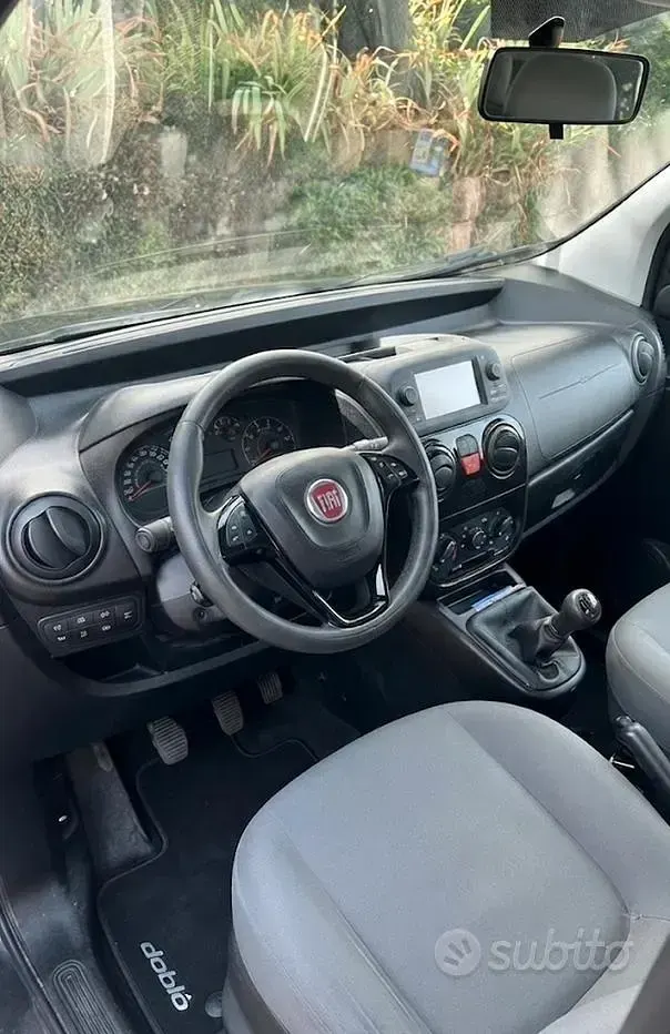 Usata Fiat Qubo Lounge 80 CV (58 kW) 2017 Nero Monovolume