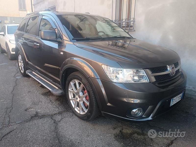 Usata 2015 Fiat Freemont SUV | 7400 € (Ottimo prezzo) - Immagine 1/4