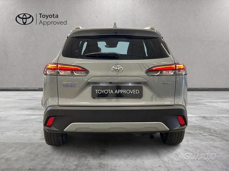 Usata Toyota Corolla Cross Trend 140 CV (102 kW) 2025 Grigio SUV