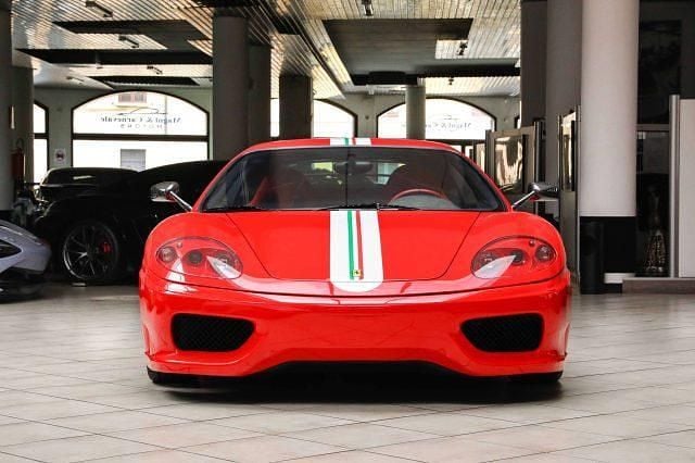 Usata Ferrari 360 424 CV (311 kW) 2004 Rosso scuderia Coupé