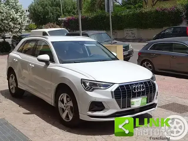 Usata Audi Q3 Advanced 150 CV (110 kW) 2022 Bianco SUV